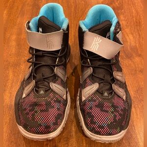 Nike Kyrie 7 GS Pixel Camo Black Multi Color Shoes